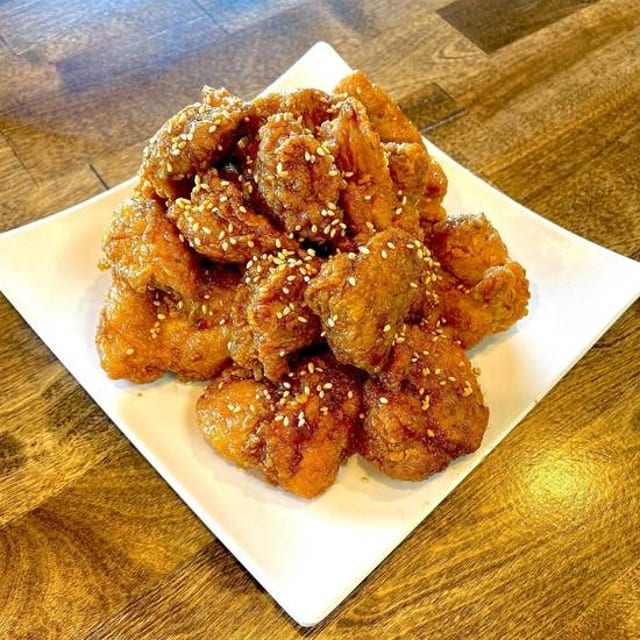 Soy Garlic (간장 마늘) Lunch.